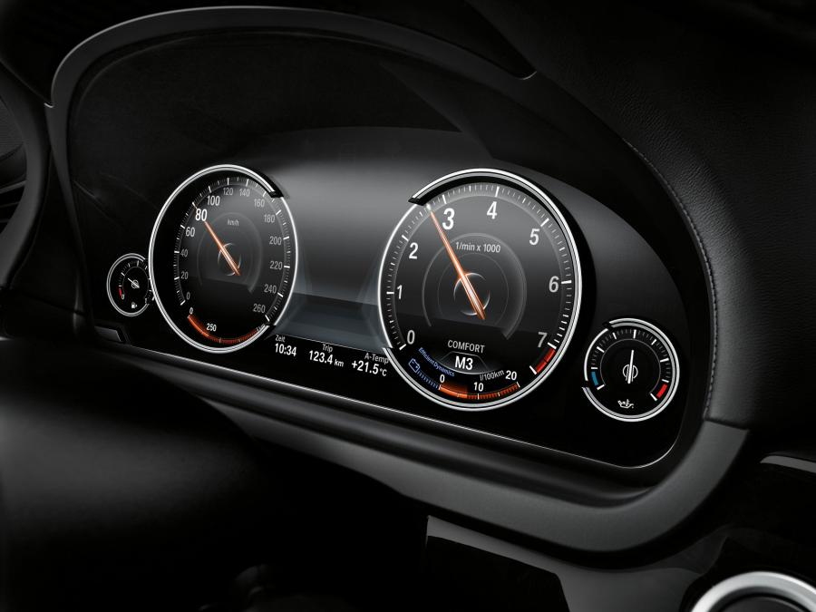  BMW 7-Series 2013 года  (фото 60 из 123)